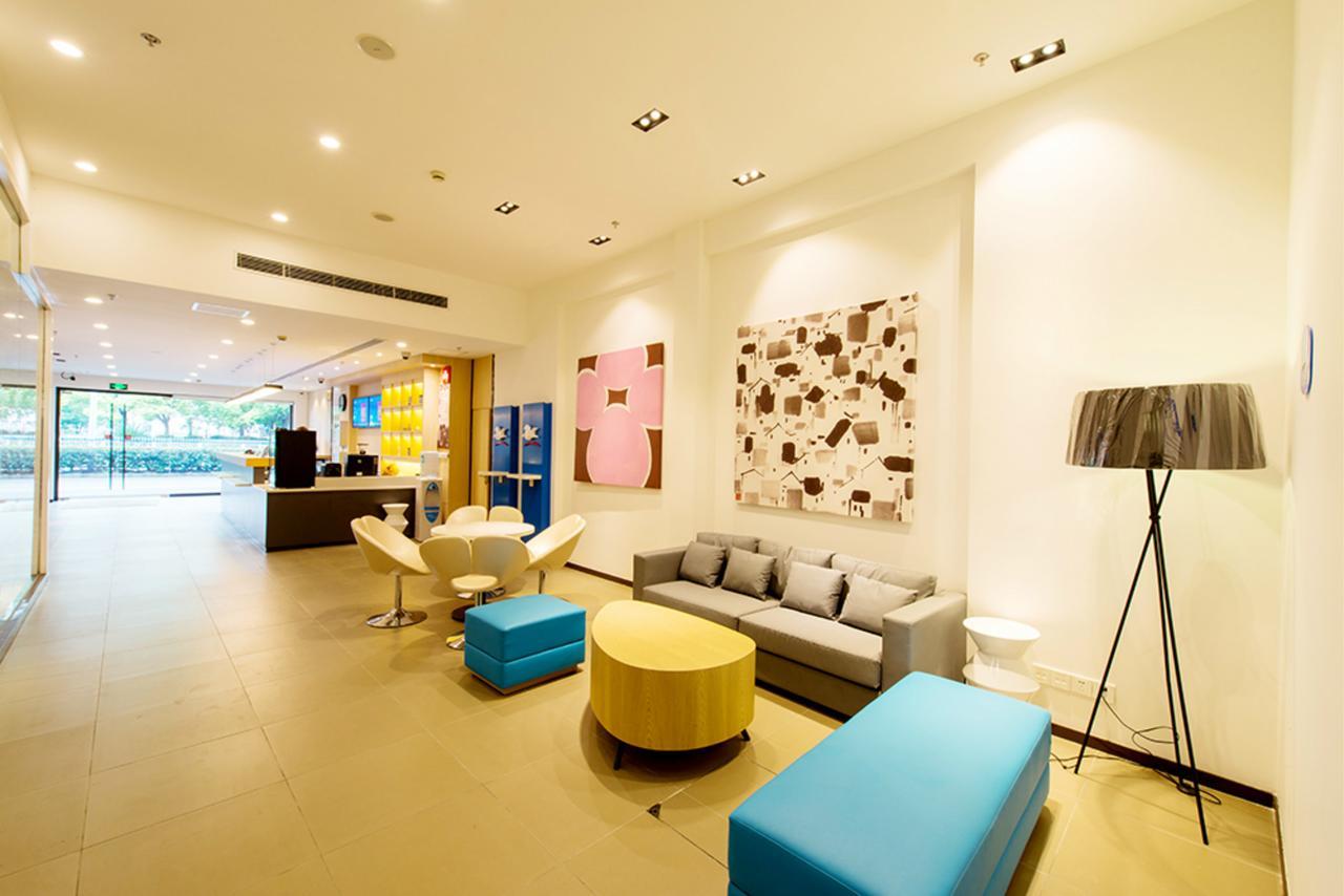 Hanting Hotel Nanjing Wutang Square 外观 照片