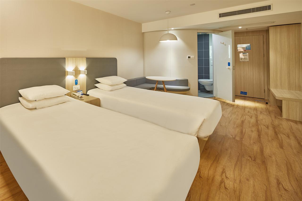 Hanting Hotel Nanjing Wutang Square 外观 照片